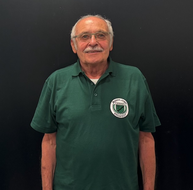 Max Mustermann